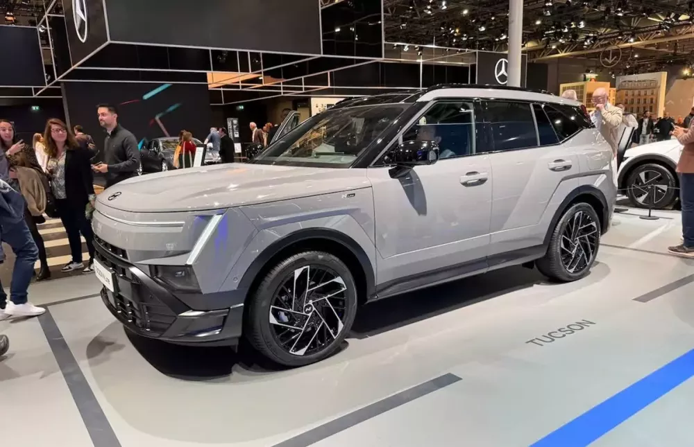 Đi tìm sự khác biệt của Hyundai Tucson N Line thế hệ mới qua những hình ảnh thực tế - Ảnh 11.