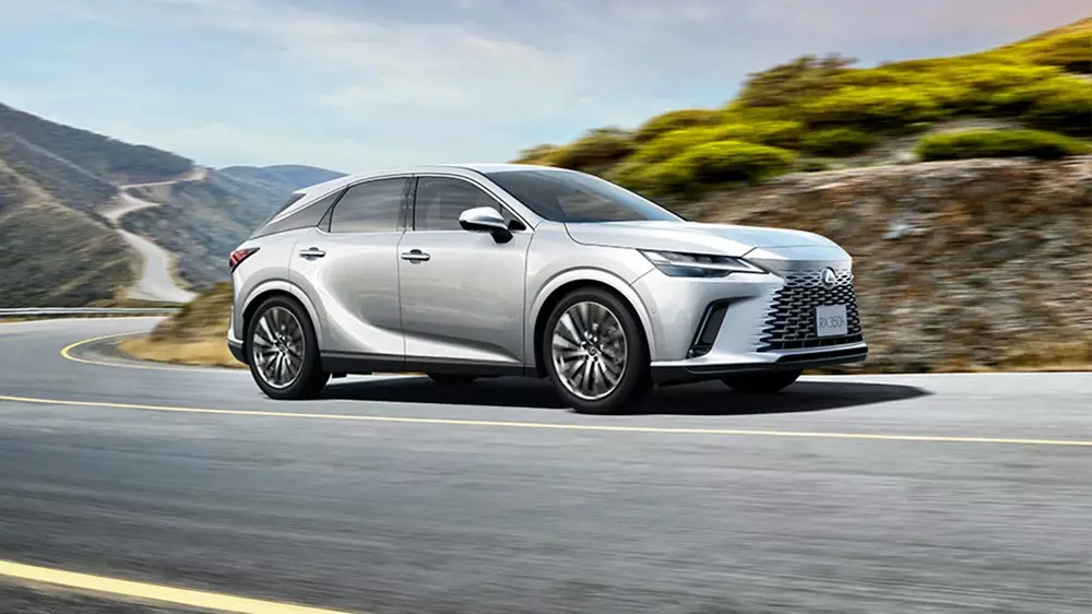 lexus-rx-2027-1-199f Lexus RX 2027 vẫn có 4 tùy chọn động cơ như trước