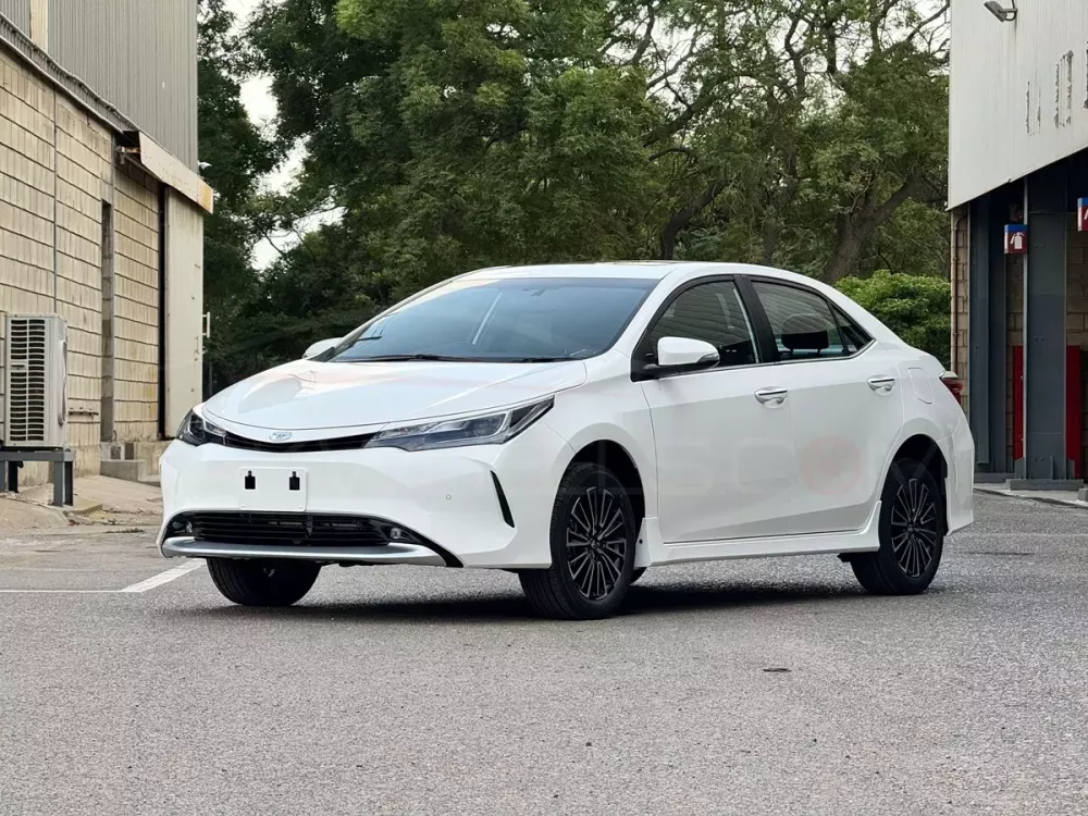 Toyota Corolla Altis thế hệ cũ chưa nghỉ hưu mà được bổ sung phiên bản nâng cấp - Ảnh 1.