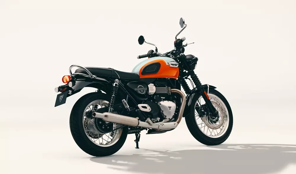 Triumph Bonneville T40 và T40 Black 2027 sở hữu yên cao 790 mm