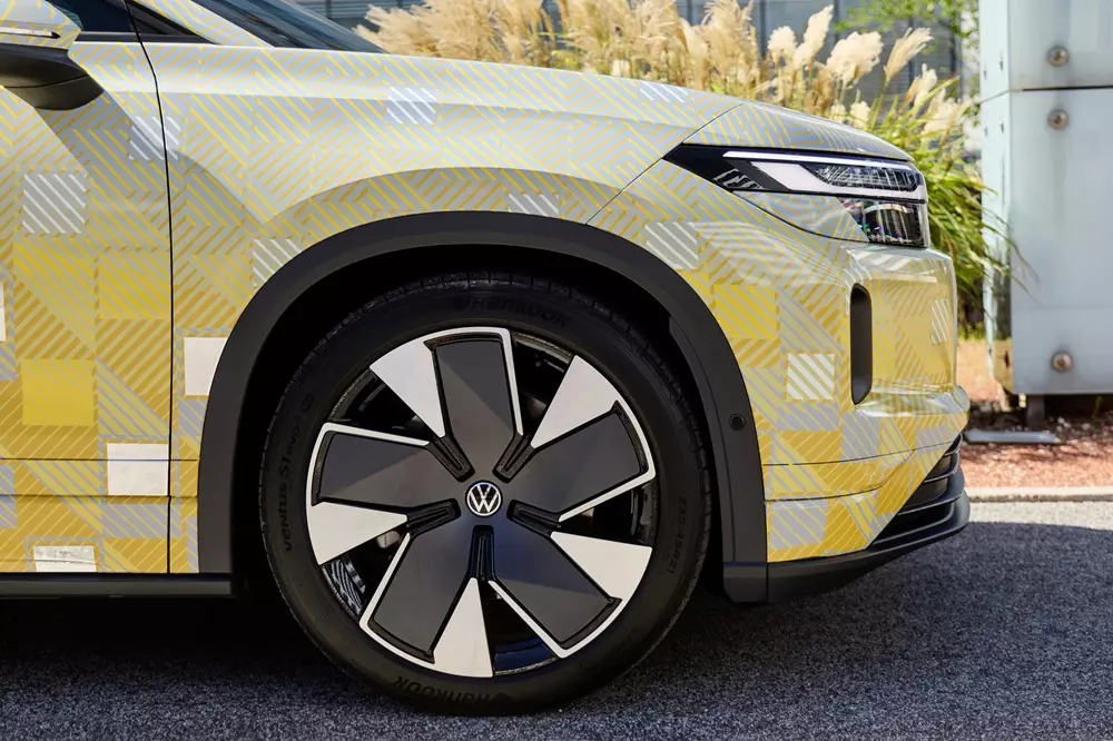 Volkswagen ID. Tiguan chính thức được xác nhận, ra mắt đầu tháng 10, phạm vi di chuyển tăng lên 600 km - Ảnh 6.