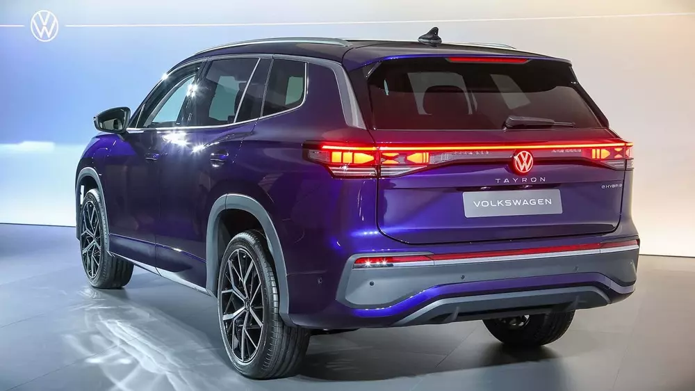volkswagen-tayron-11-5968 Đại lý Việt mở cọc cho Volkswagen Tayron, giá dự kiến từ 1,6 tỷ đồng - Ảnh 3.
