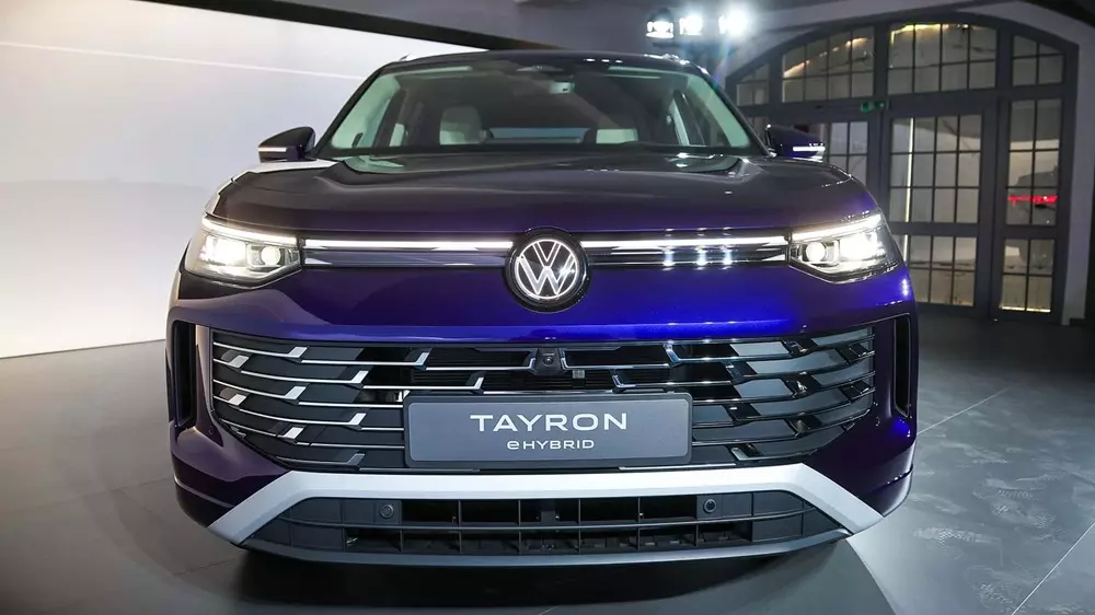 volkswagen-tayron-5-a03c Đại lý Việt mở cọc cho Volkswagen Tayron, giá dự kiến từ 1,6 tỷ đồng - Ảnh 4.